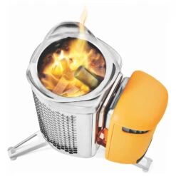 Biolite CampStove 2+ - Solid Fuel Stoves -Sea to Sum Camping Shop biolite campstove 2 solid fuel stoves detail 3