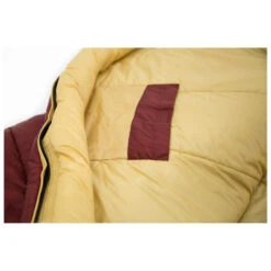 Carinthia Women's G 180 - Synthetic Sleeping Bag -Sea to Sum Camping Shop carinthia womens g 180 synthetic sleeping bag detail 7