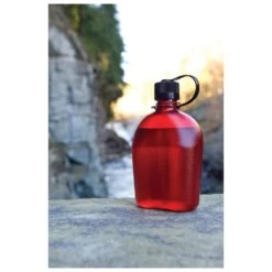 Nalgene Everyday Oasis - Water Bottle -Sea to Sum Camping Shop nalgene everyday oasis water bottle detail 2