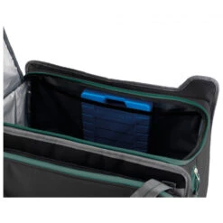 Outwell Cormorant - Coolbox -Sea to Sum Camping Shop outwell cormorant coolbox detail 4