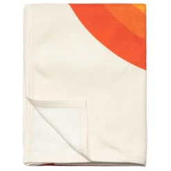 Rumpl Printed Cozyhemp - Blanket -Sea to Sum Camping Shop rumpl printed cozyhemp blanket detail 3