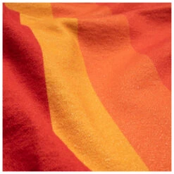 Rumpl Printed Cozyhemp - Blanket -Sea to Sum Camping Shop rumpl printed cozyhemp blanket detail 6