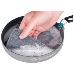 Sea To Summit Camp Kitchen Clean-Up Kit -Sea to Sum Camping Shop sea to summit camp kitchen clean up kit detail 7