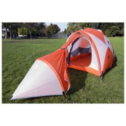 SafeHouse 2 - 2-person Tent 18 SafeHouse 2 - 2-person Tent -Sea to Sum Camping Shop slingfin safehouse 2 2 person tent detail 5
