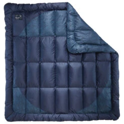 Therm-a-Rest Ramble Down Blanket - Blanket -Sea to Sum Camping Shop therm a rest ramble down blanket blanket detail 3